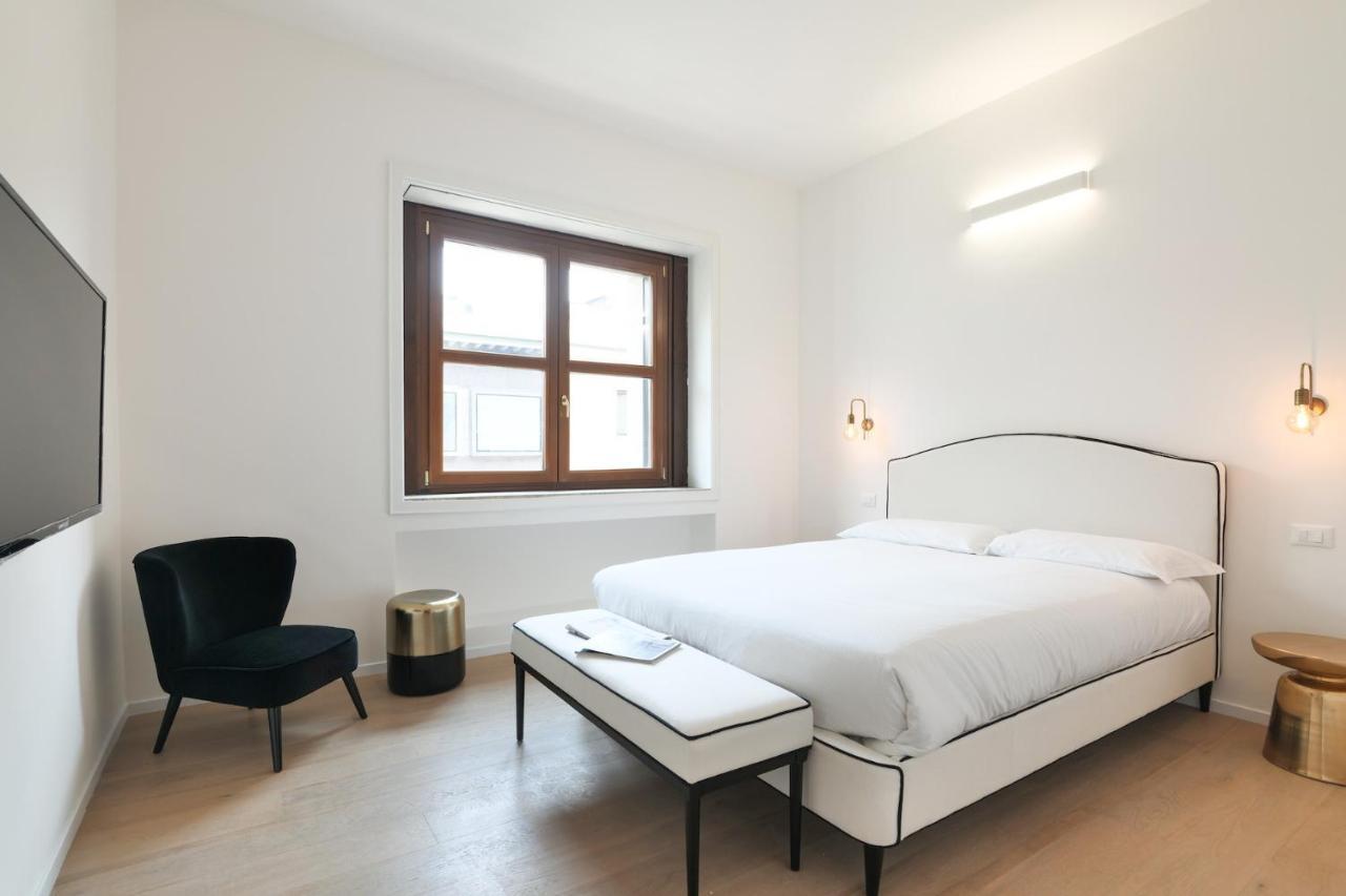 Contempora Apartments - Turati 3 - 2 Bedrooms Apartment มิลาน ภายนอก รูปภาพ